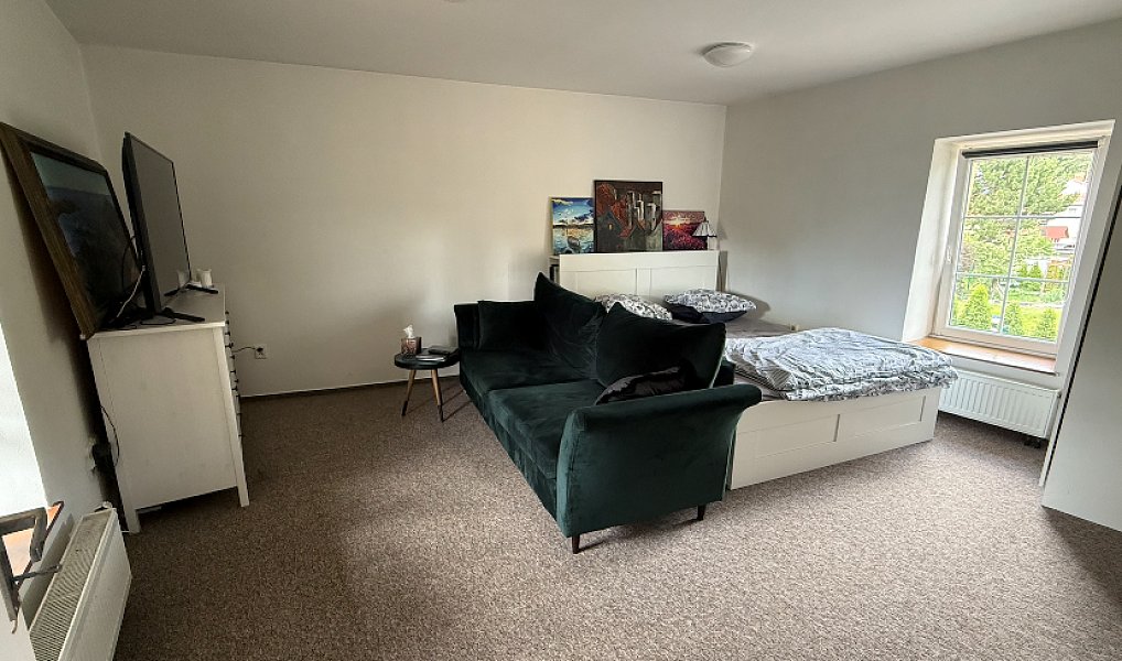 Prodej nájemního domu, činžáku 322 m², Hostivice – náhled fotky 14