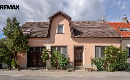 Prodej domu 218 m² s pozemkem 317 m², Pod Lipami, Silůvky, okres Brno-venkov