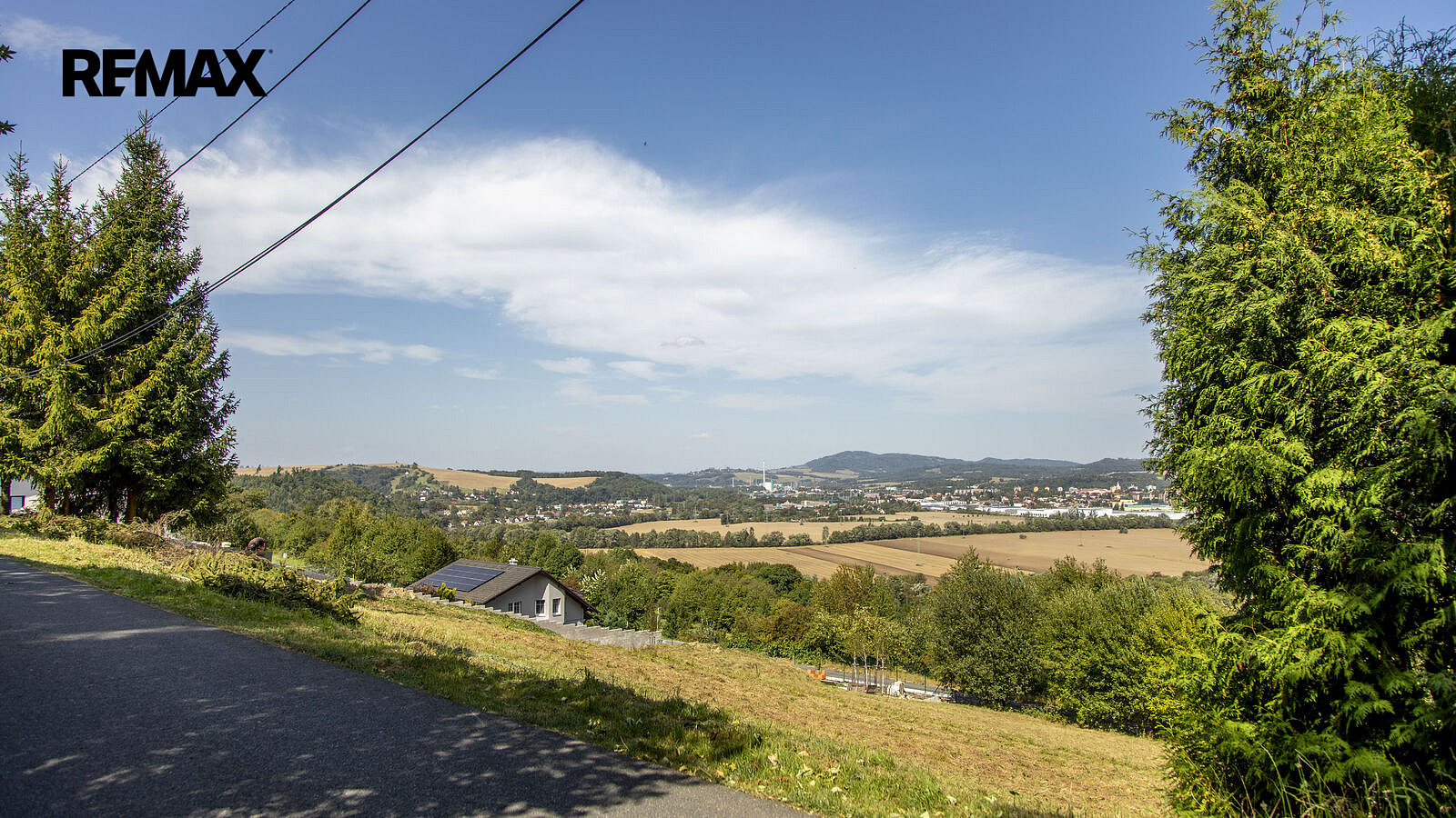 Prodej stavebního pozemku 1 000 m² – fotografie 5