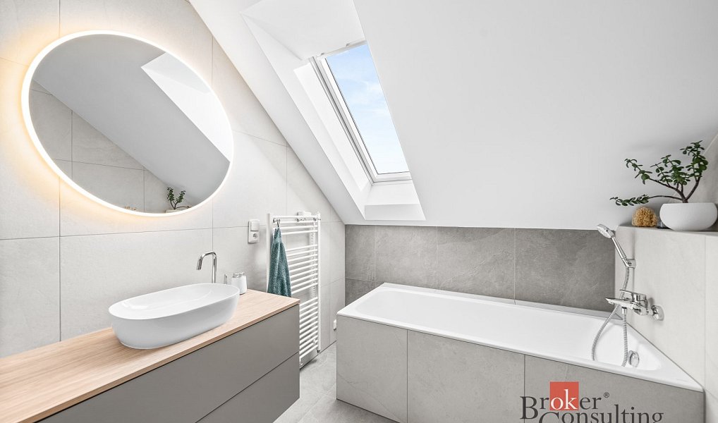 Prodej domu 120 m² s pozemkem 287 m², Vochov – náhled fotky 3