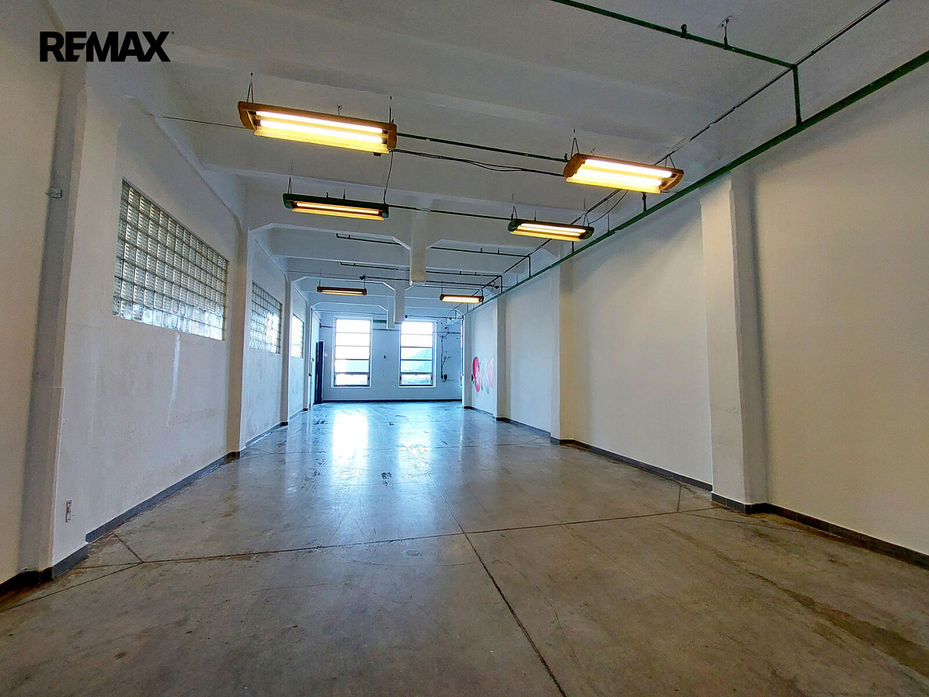 Pronájem skladovacích prostor 115 m² – fotografie 2