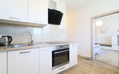 Pronájem bytu 2+1 60 m², J. Opletala, České Budějovice - České Budějovice 2