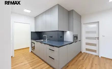 Prodej bytu 2+1 53 m², Oděská, Rožnov pod Radhoštěm, okres Vsetín