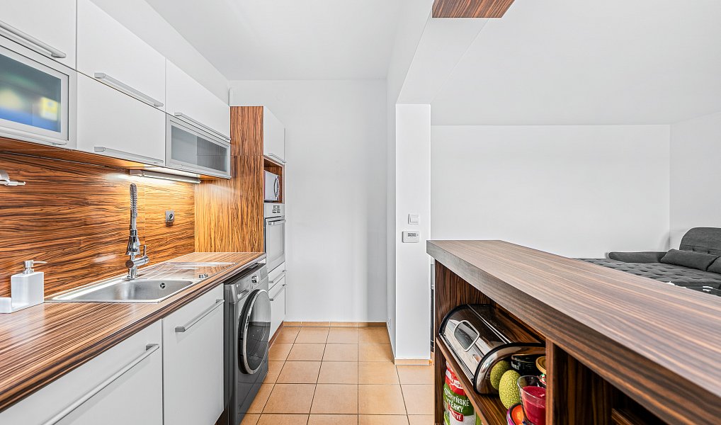 Prodej bytu 3+kk 79 m², Vochov – náhled fotky 6