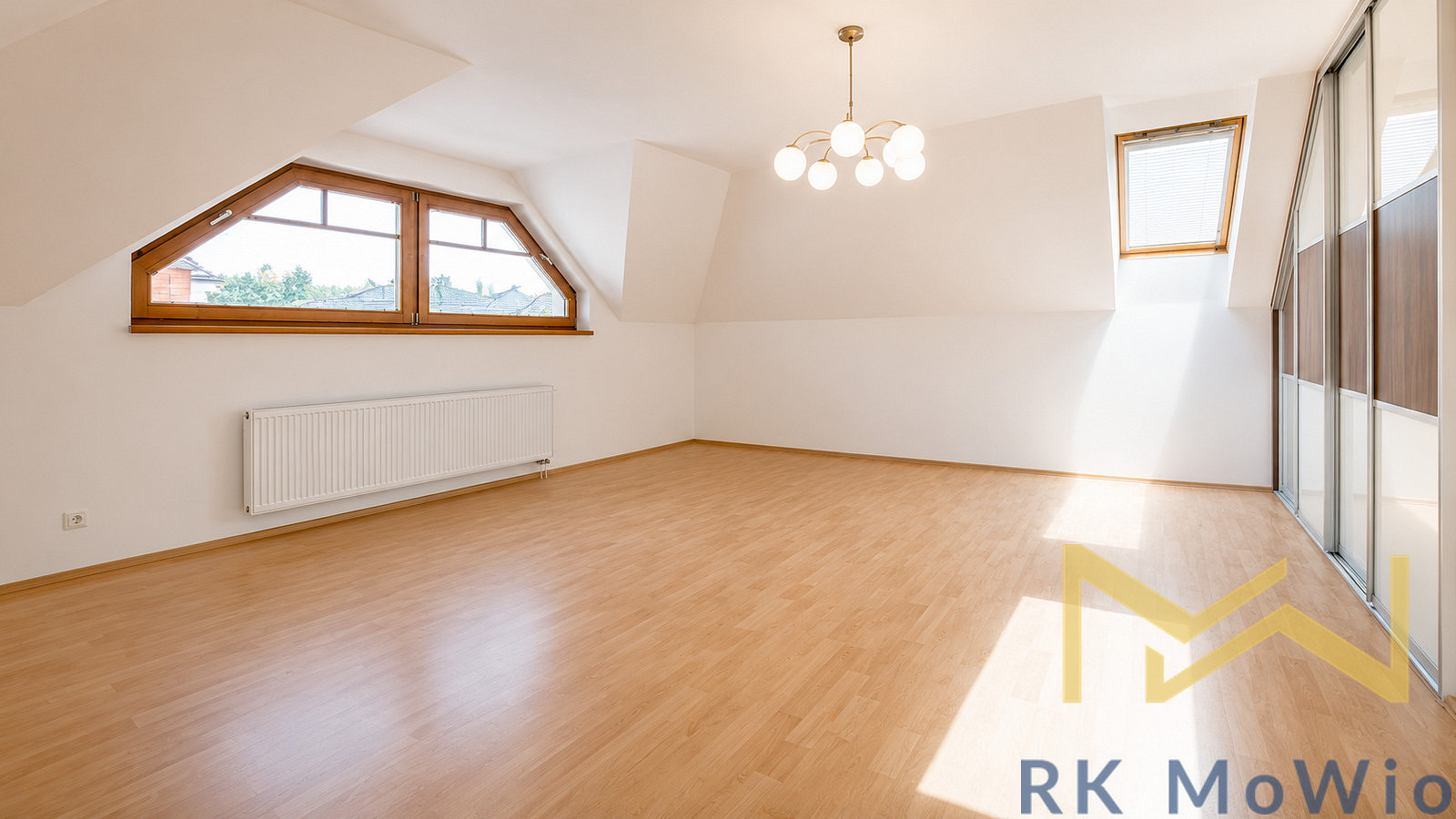 Pronájem domu 190 m² s pozemkem 811 m² – další