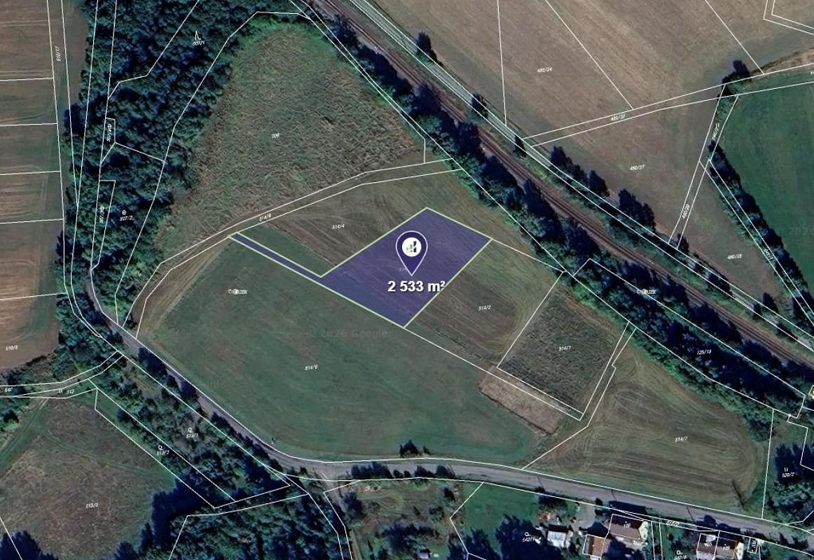 Prodej pole 2 533 m²