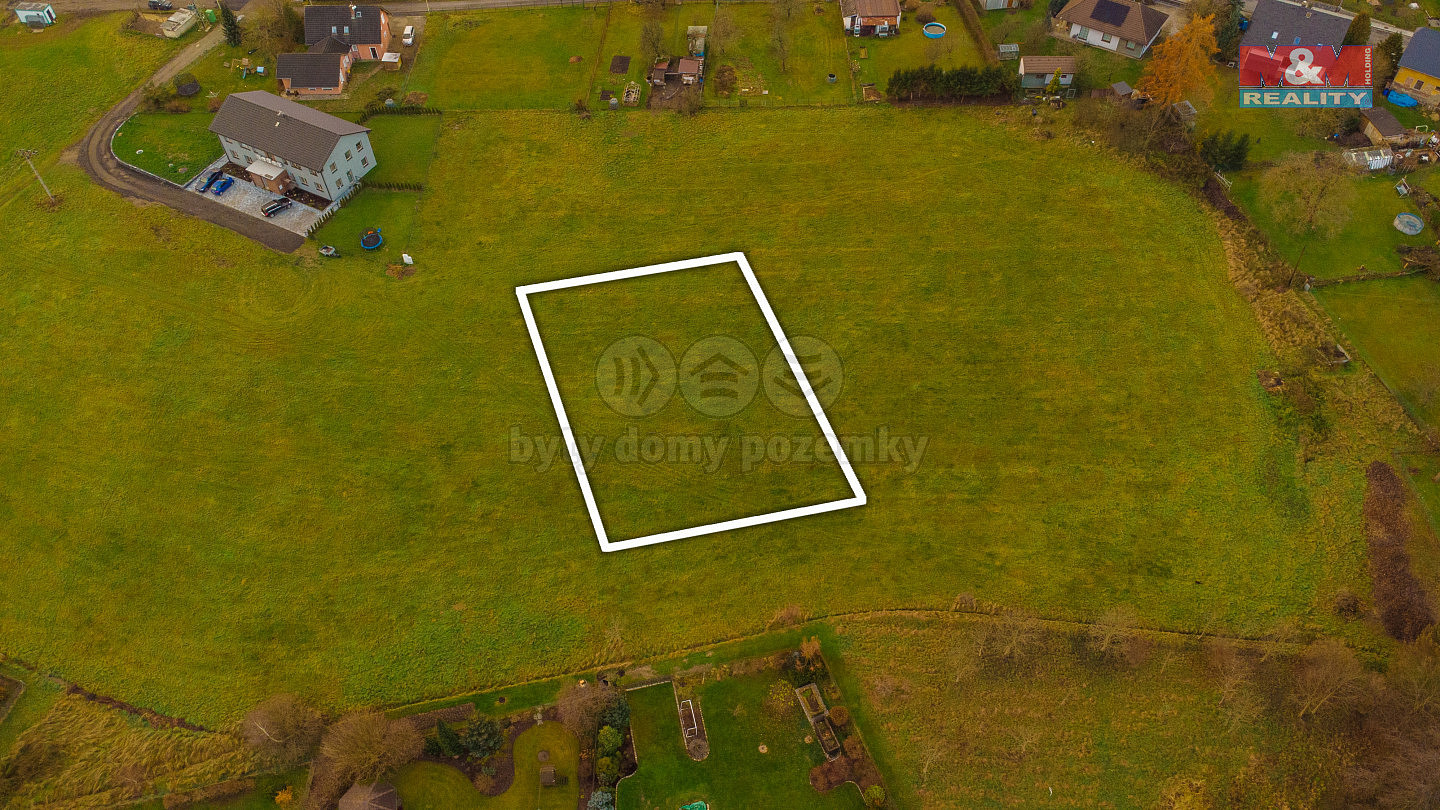 Prodej stavebního pozemku 1 699 m²