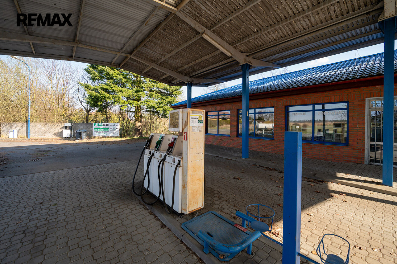 Prodej obchodních prostor 200 m² – fotografie 4