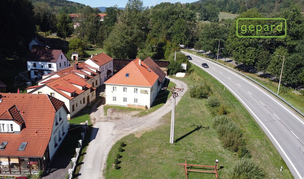 Prodej komerčního objektu (jiného typu) 270 m², Český Krumlov – náhled fotky 9