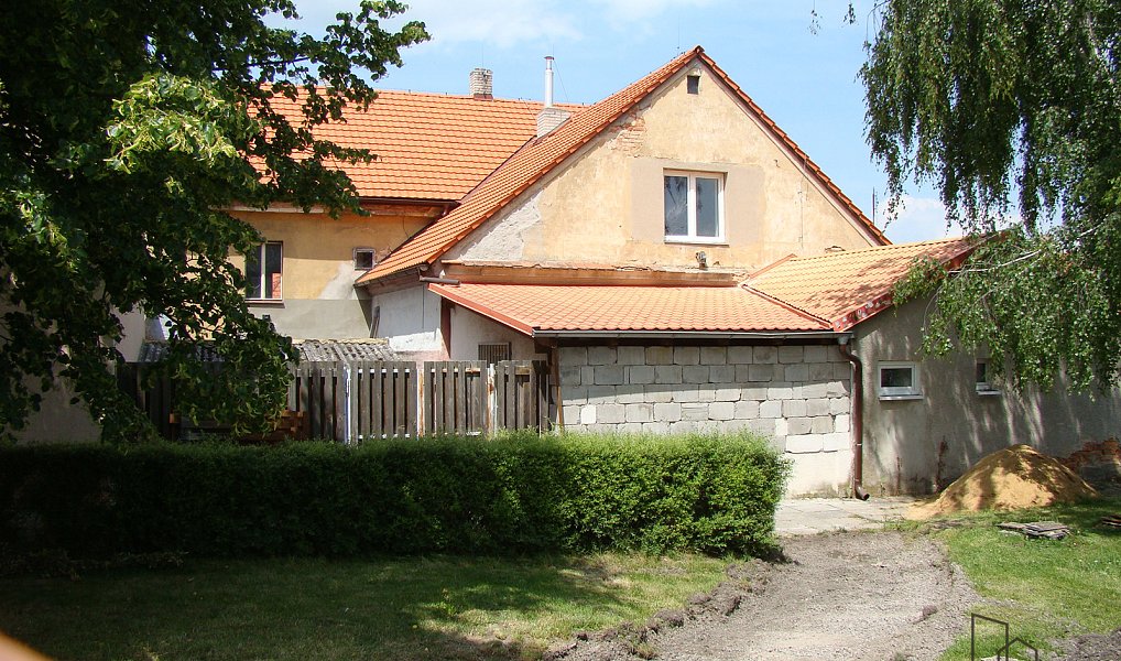 Pronájem bytu 2+kk 50 m², Smečno – náhled fotky 2
