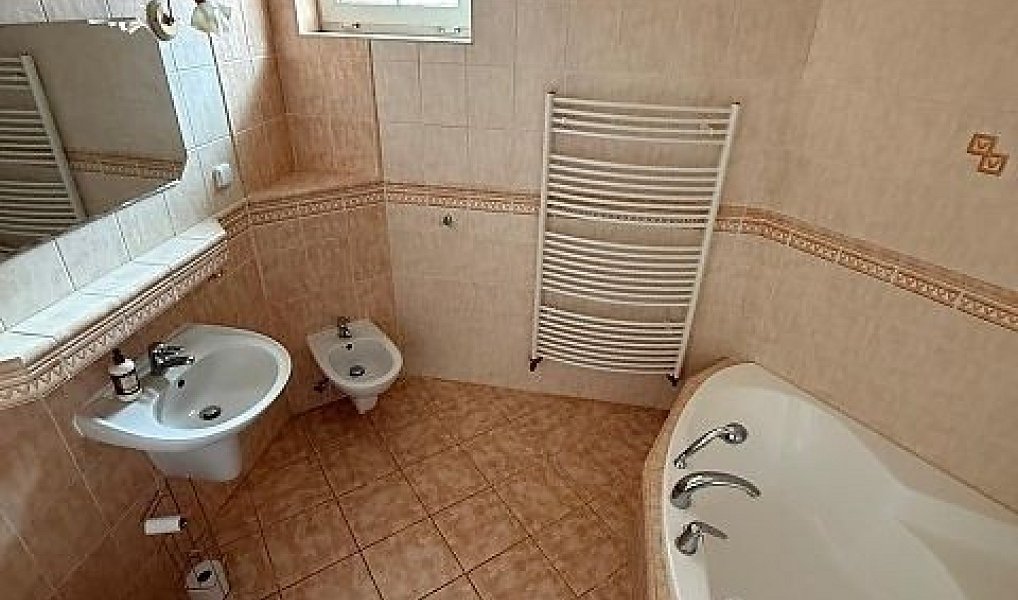 Pronájem domu 145 m² s pozemkem 1 049 m², Nehvizdy – náhled fotky 7