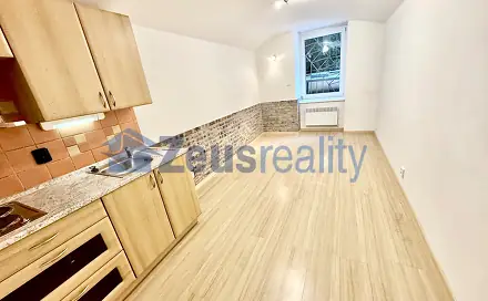 Pronájem kanceláře 25 m², Mánesova, Praha 2 - Vinohrady