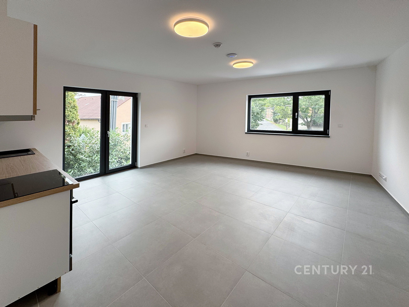 Pronájem bytu 2+kk 52 m² – fotografie 3