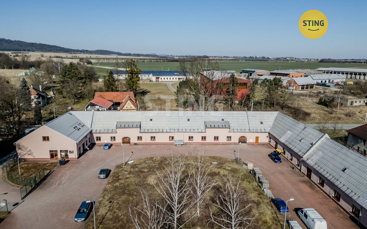 Prodej výrobních prostor 2 880 m²