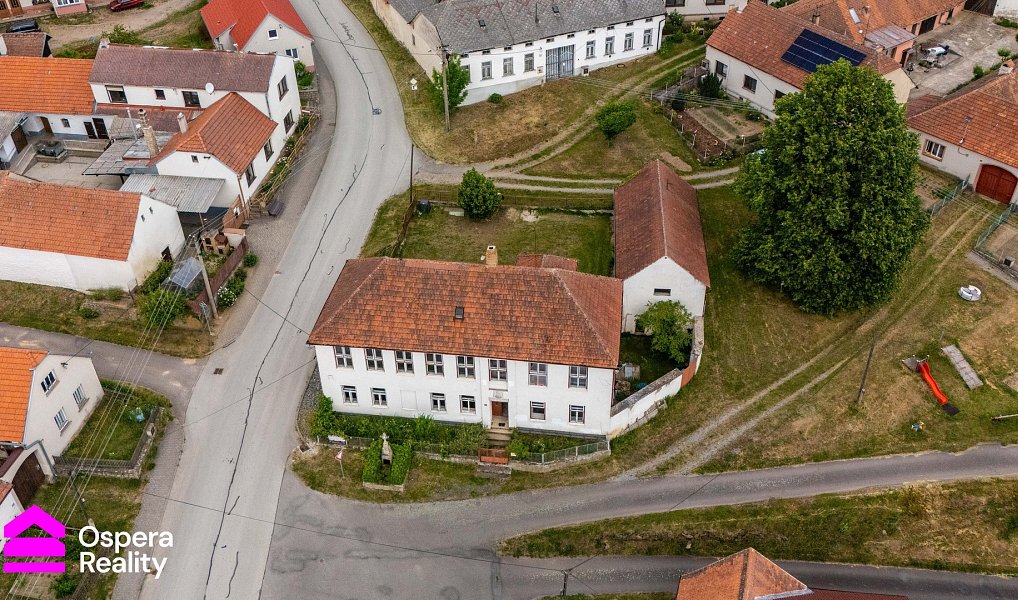 Prodej domu 260 m² s pozemkem 575 m², Lomy – náhled fotky 36