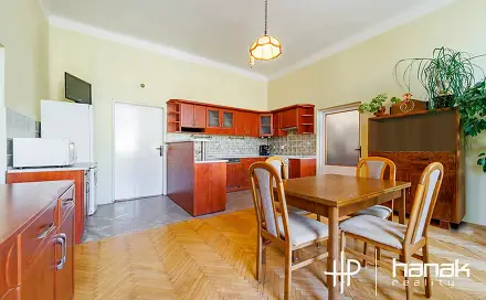 Prodej bytu 5+1 199 m², Masarykova třída, Olomouc