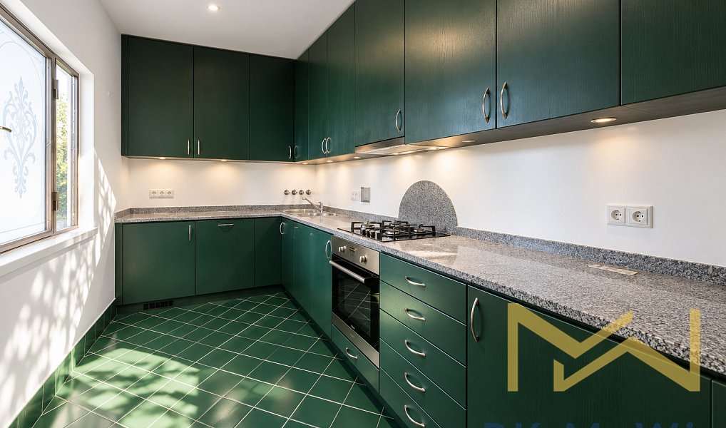 Pronájem bytu 3+1 94 m², Praha – náhled fotky 4