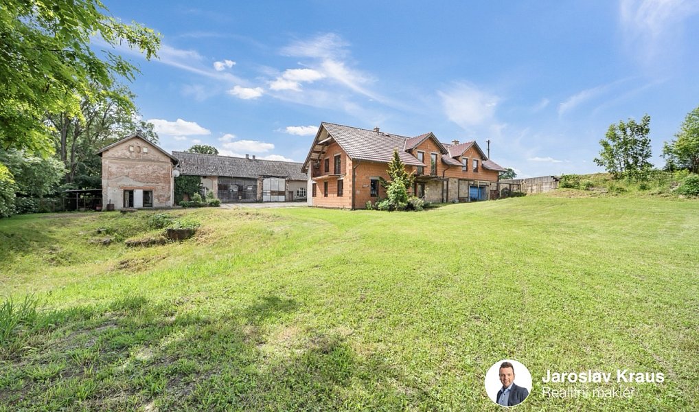 Prodej obchodních prostor 286 m², Jičín – náhled fotky 47