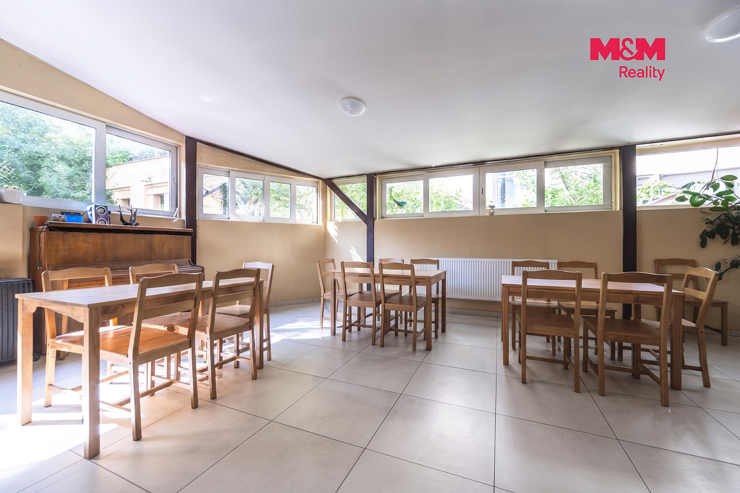 Pronájem restaurace 200 m² – fotografie 4