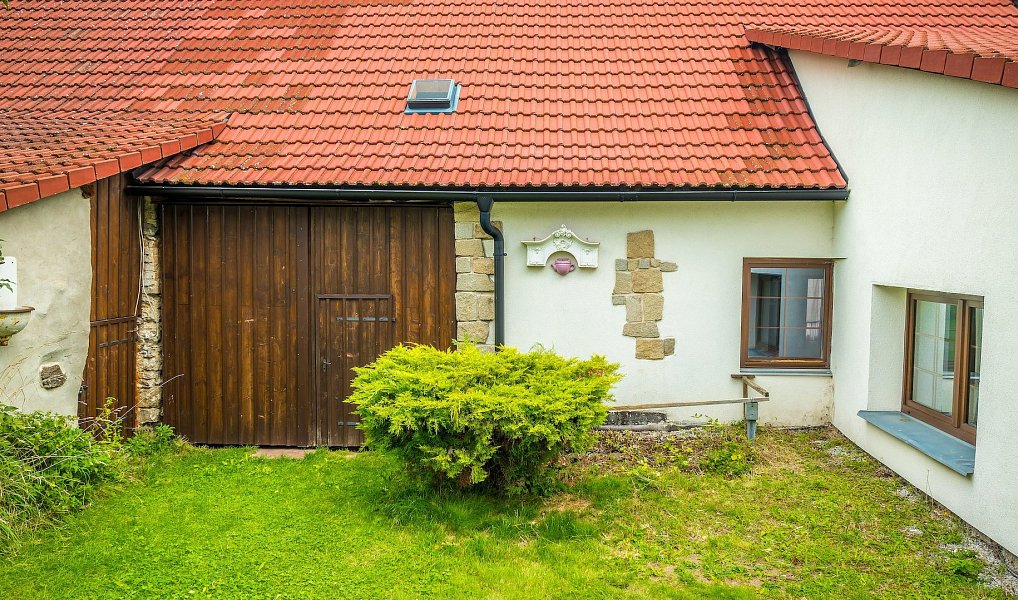 Prodej domu 101 m² s pozemkem 2 286 m², Horní Cerekev – fotka 1 z 36