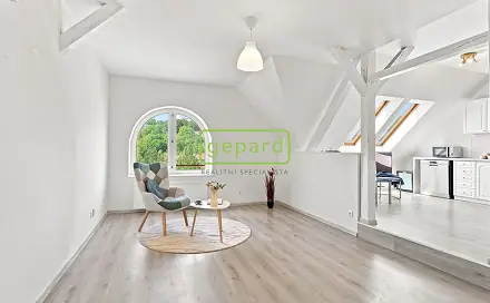 Prodej bytu 3+1 90 m², Lidové nám., Kralupy nad Vltavou - Mikovice, okres Mělník