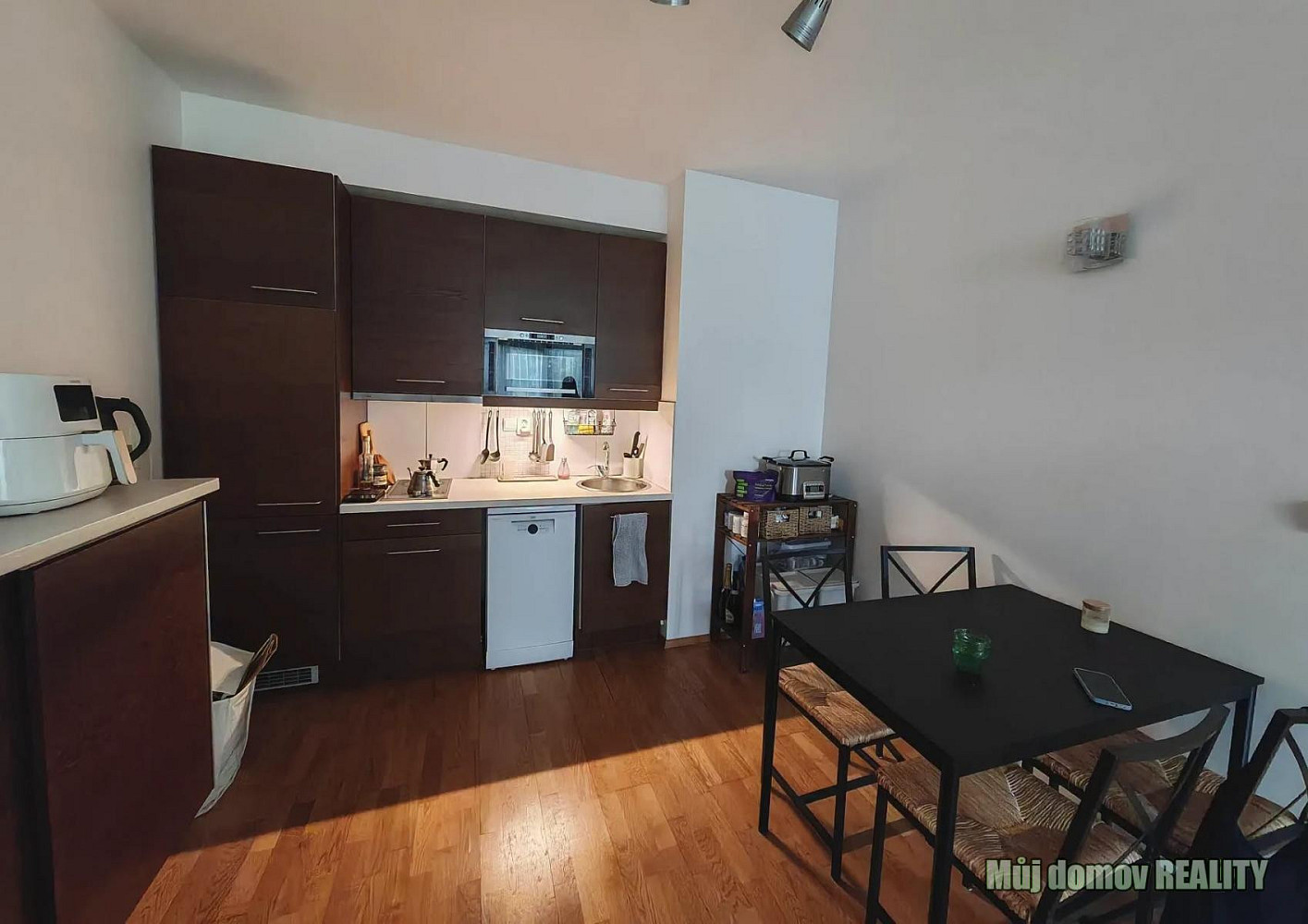 Pronájem bytu 2+kk 58 m² – fotografie 5