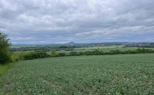 Prodej stavebního pozemku 3 363 m², Velvary, okres Kladno