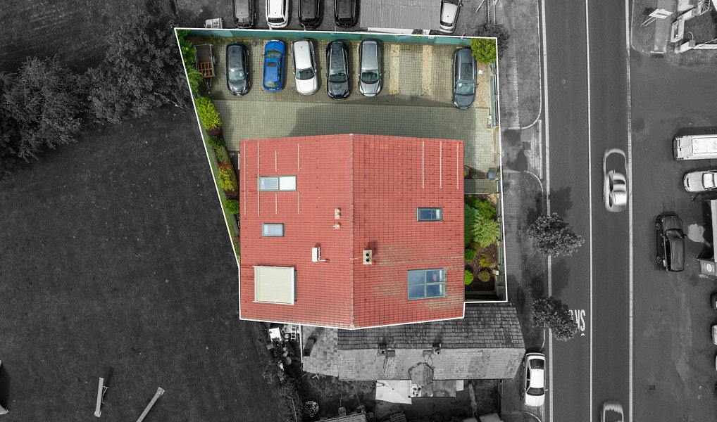 Prodej domu 340 m² s pozemkem 450 m², Jesenice – náhled fotky 2
