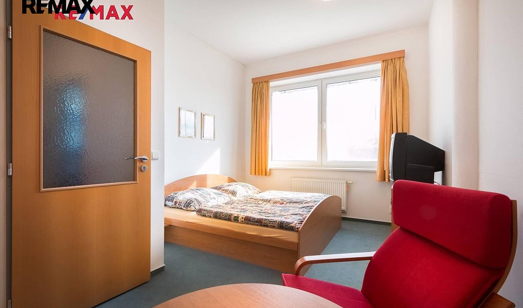 Pronájem skladovacích prostor 2 325 m², Strančice – náhled fotky 12