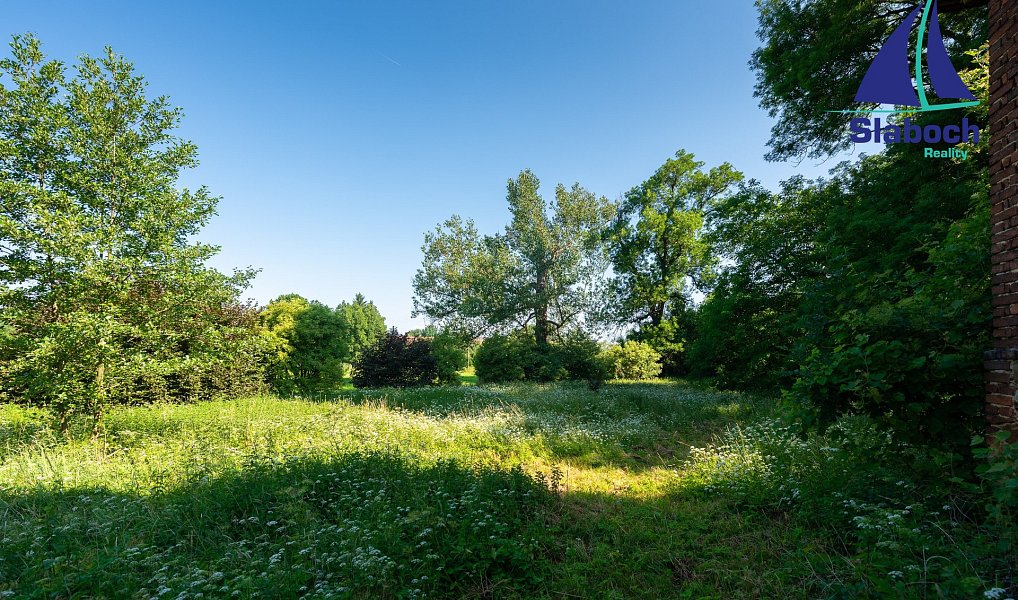 Prodej domu 285 m² s pozemkem 7 546 m², Krupá – náhled fotky 24