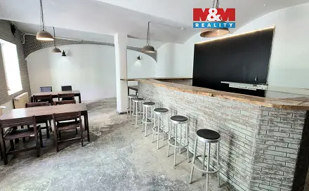 Pronájem obchodních prostor 157 m², Kladno