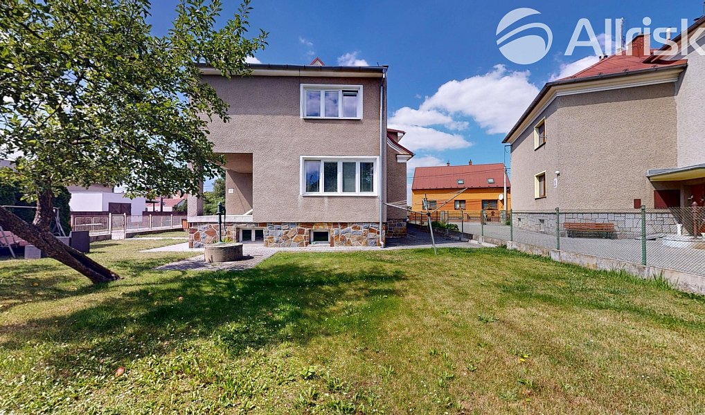 Prodej domu 252 m² s pozemkem 747 m², Dolní Benešov – náhled fotky 6