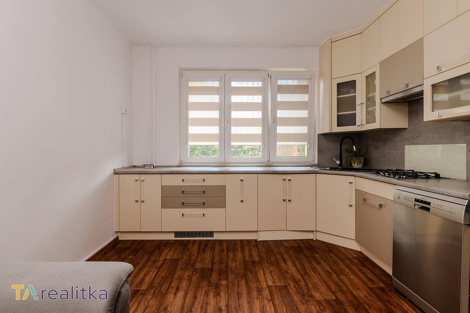 Prodej bytu 2+1 54 m² – fotografie 2