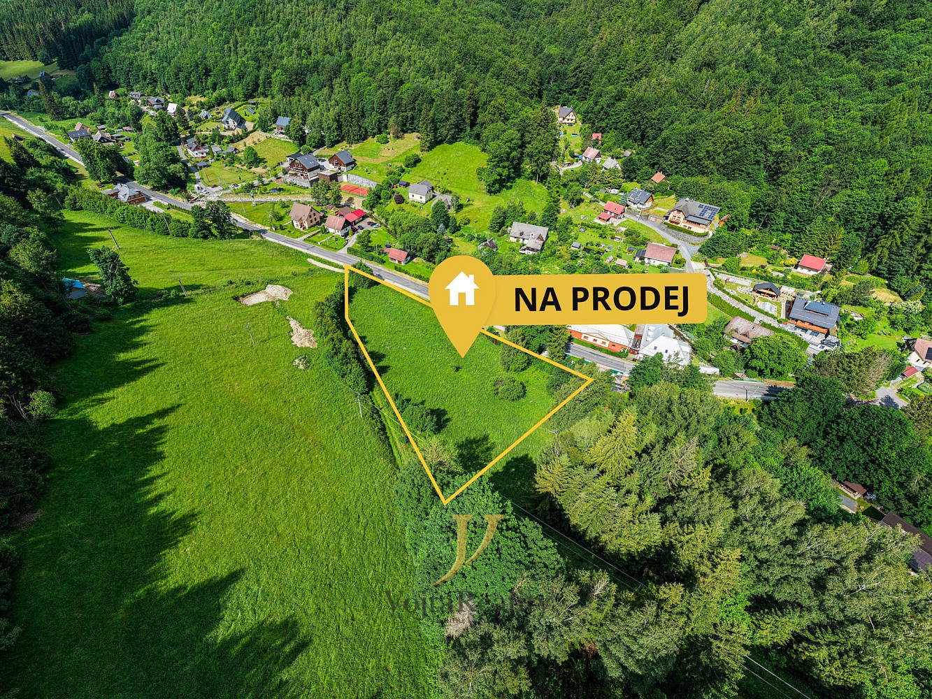 Prodej stavebního pozemku 3 999 m² – fotografie 5
