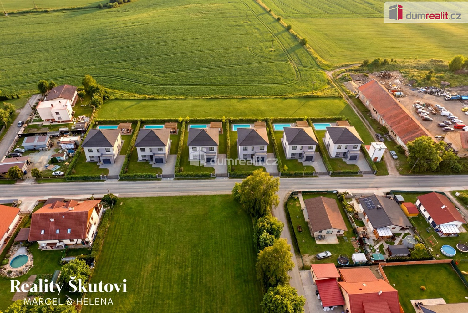 Prodej stavebního pozemku 6 668 m² – fotografie 2