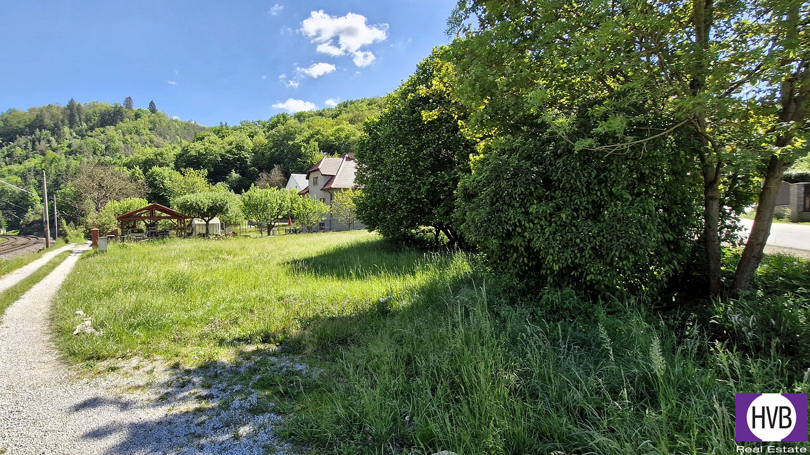 Prodej stavebního pozemku 1 394 m²