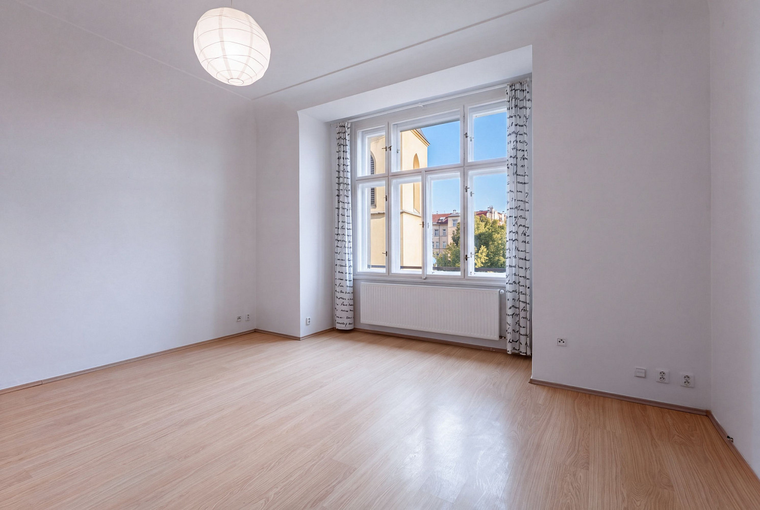 Pronájem bytu 2+kk 57 m² – fotografie 5