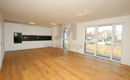 Pronájem bytu 3+kk 92 m²