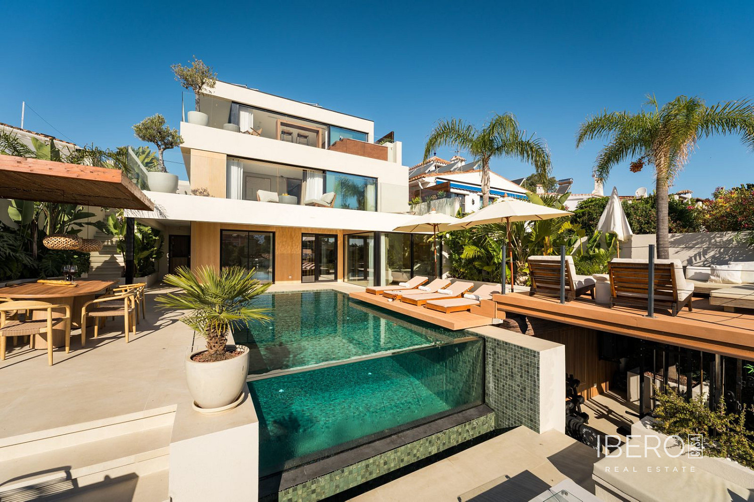 Casa 6+kk – Marbella, Nueva Andalucía - Vista 2