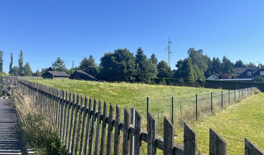 Prodej stavebního pozemku 1 506 m², Jeřmanice – náhled fotky 4