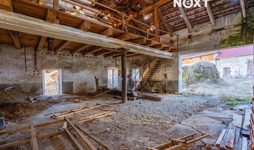 Prodej domu 1 400 m² s pozemkem 9 526 m², Křemže – náhled fotky 22