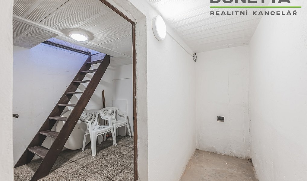 Prodej chaty/chalupy 32 m² s pozemkem 414 m², Hradec Králové – náhled fotky 9
