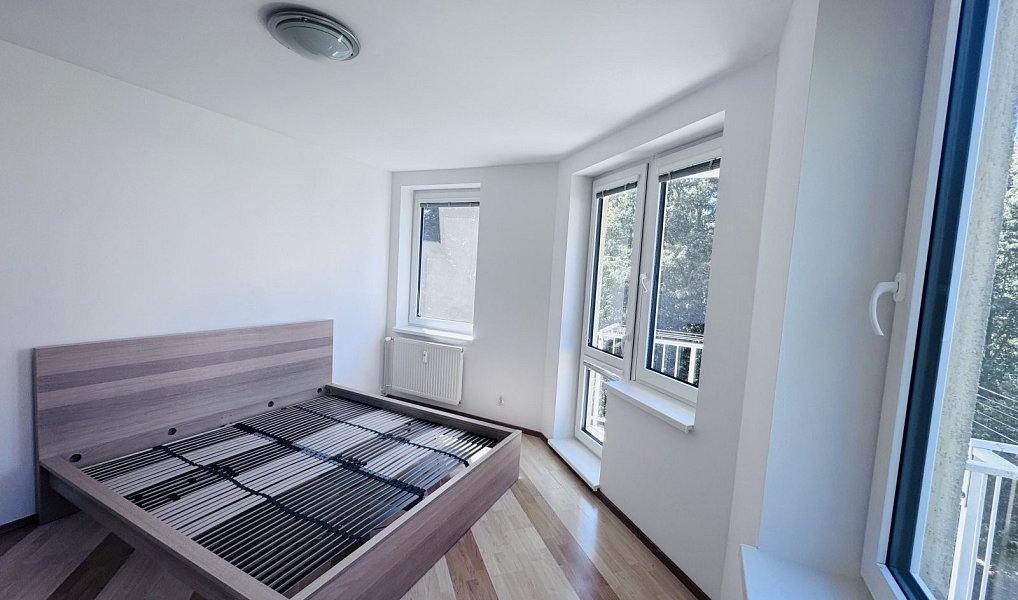 Prodej bytu 4+1 113 m², Pardubice – náhled fotky 9
