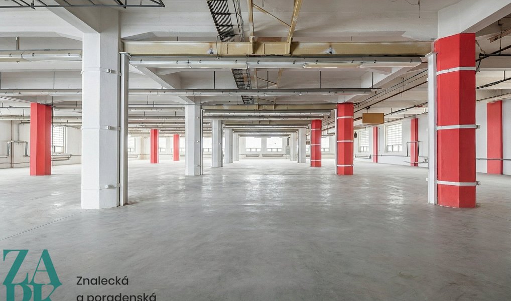Pronájem skladovacích prostor 1 075 m², Cheb – náhled fotky 4