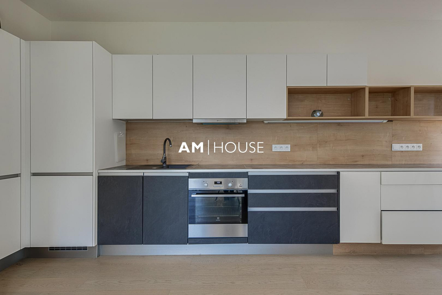 Pronájem bytu 2+kk 64 m² – fotografie 4