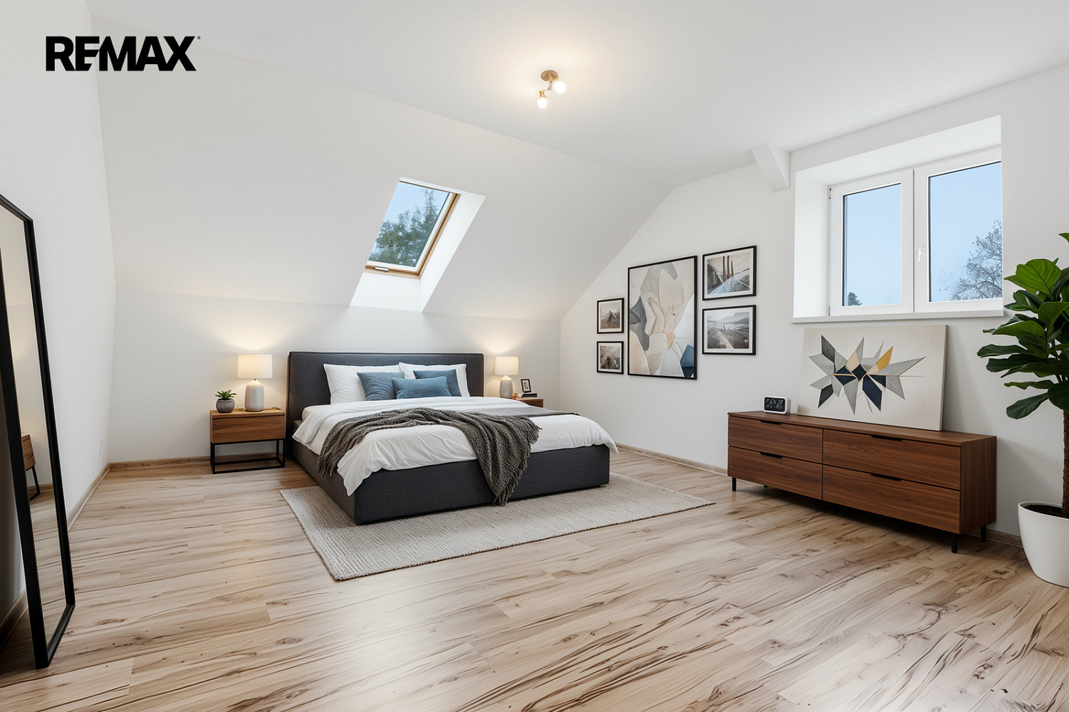 Prodej bytu atypického 157 m² — photo 2