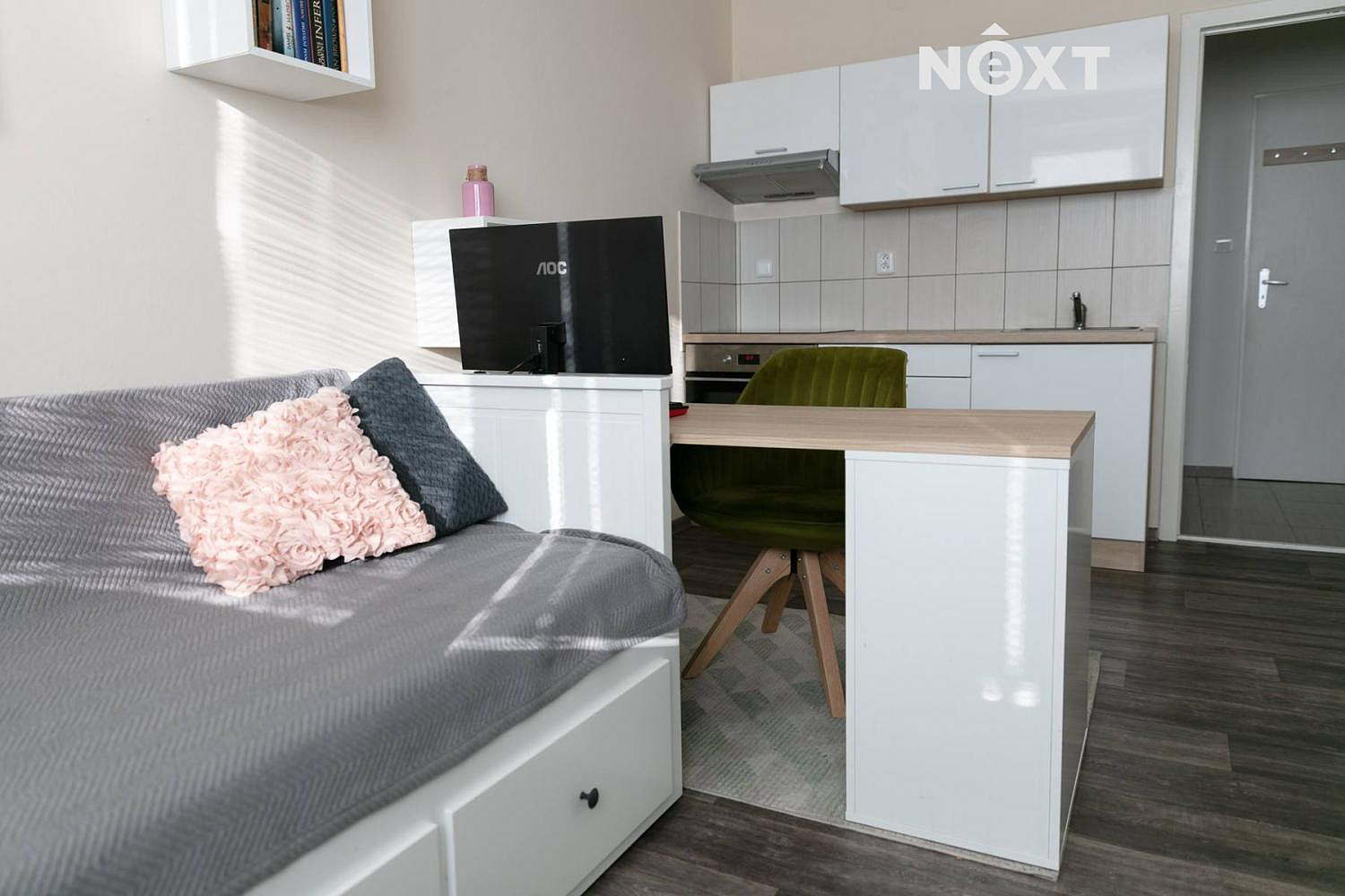 Pronájem bytu 1+kk 27 m² — photo 2