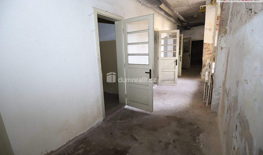 Prodej komerčního objektu (jiného typu) 1 600 m², Kraslice – náhled fotky 24