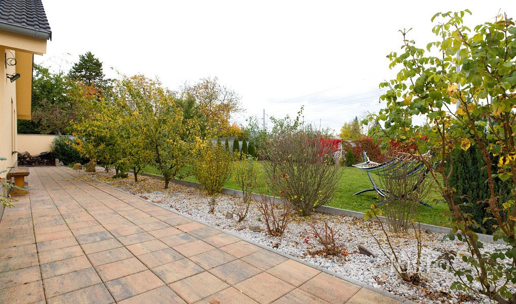 Prodej domu 227 m² s pozemkem 1 747 m², Teplice – náhled fotky 49