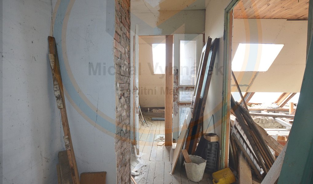 Pronájem zemědělského objektu 130 m², Hrobce – náhled fotky 11